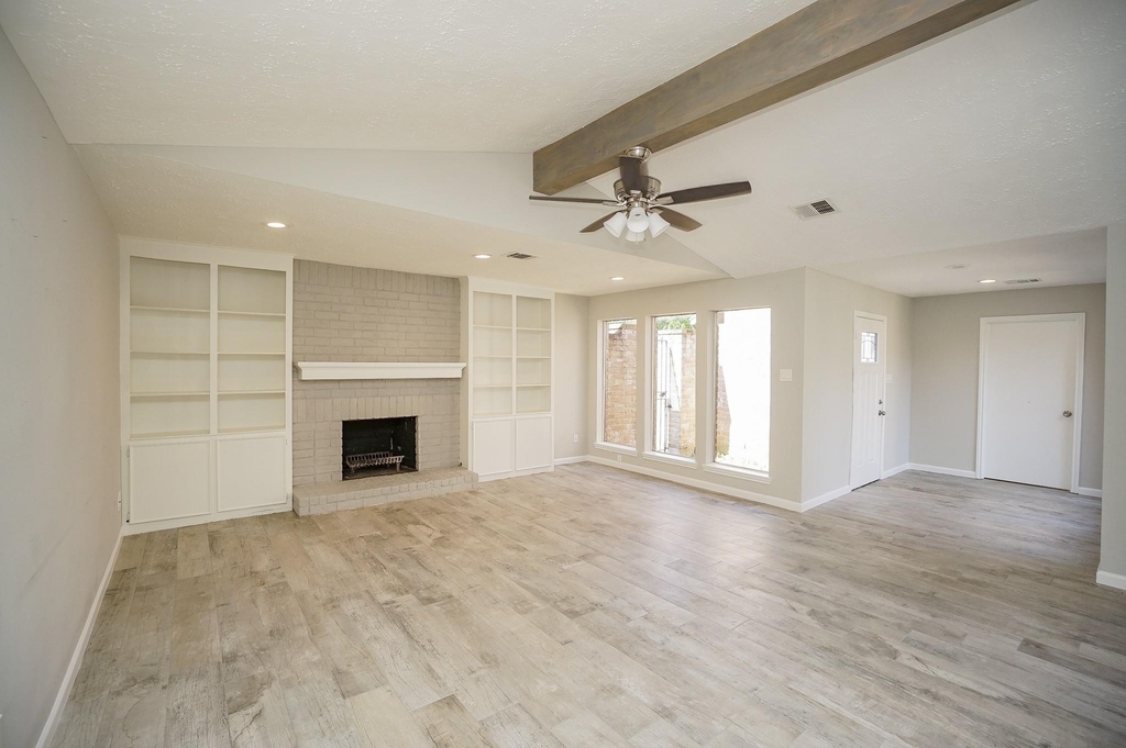 22418 Goldstone Drive - Photo 6