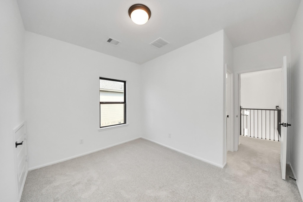 10706 Ursa Street - Photo 27