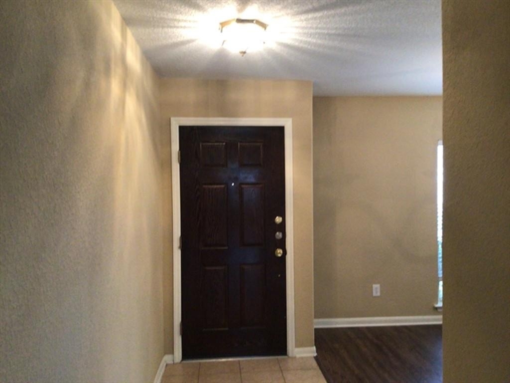 1022 Yorkshire Hollow - Photo 4