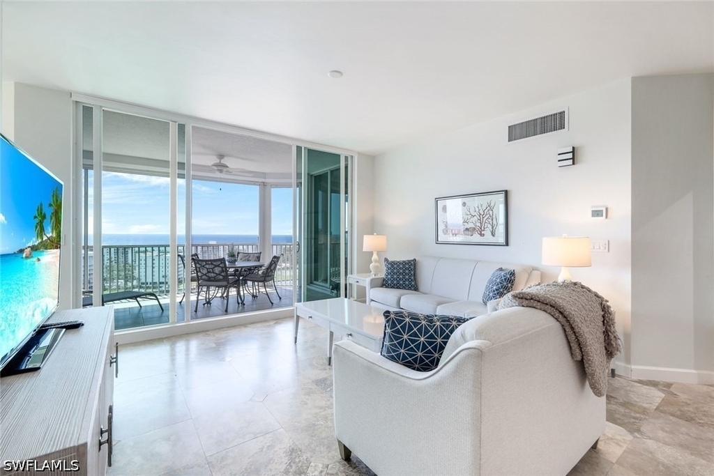 300 Dunes Boulevard - Photo 4