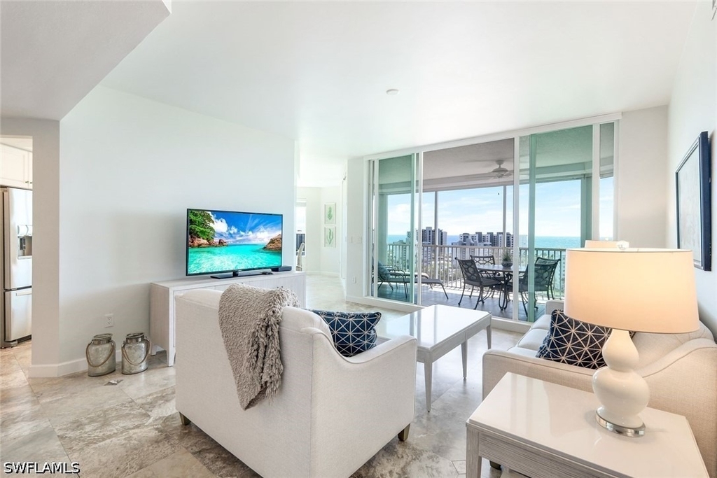 300 Dunes Boulevard - Photo 3