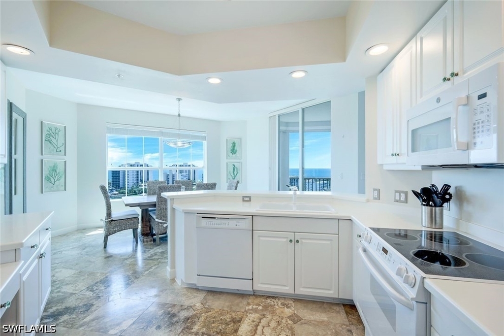 300 Dunes Boulevard - Photo 7