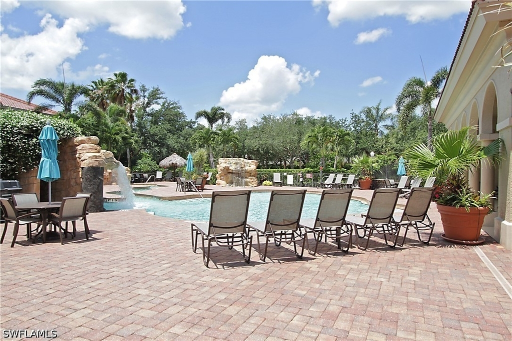 580 El Camino Real - Photo 2