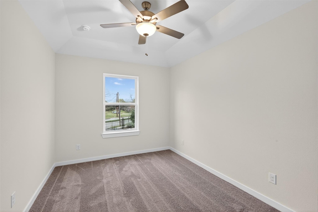 9113 Highland Northern Way - Photo 25