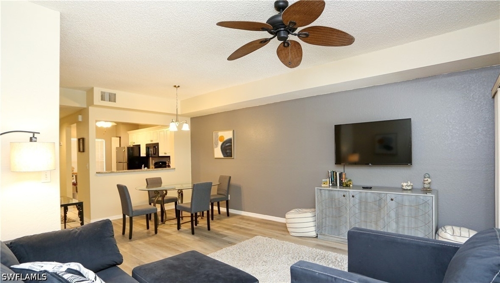 1044 Woodshire Lane - Photo 2