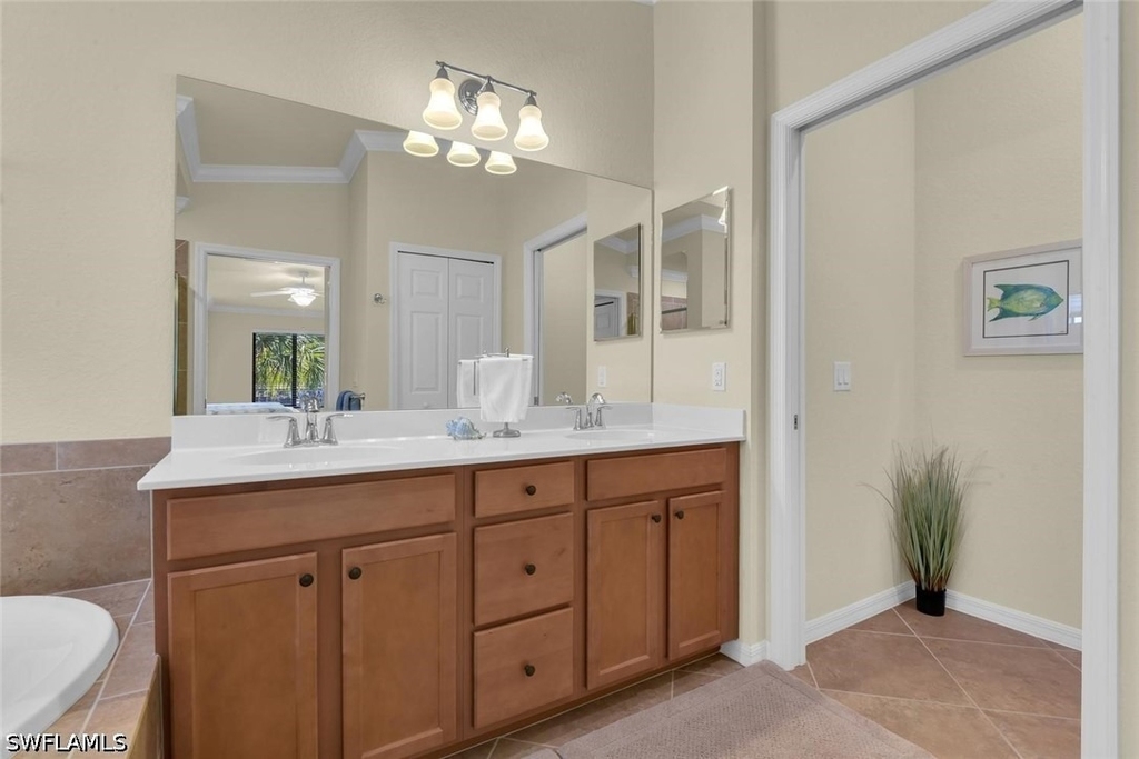 9528 Avellino Way - Photo 18