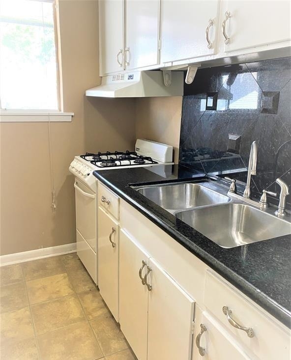 427 W 17th Street - Photo 3