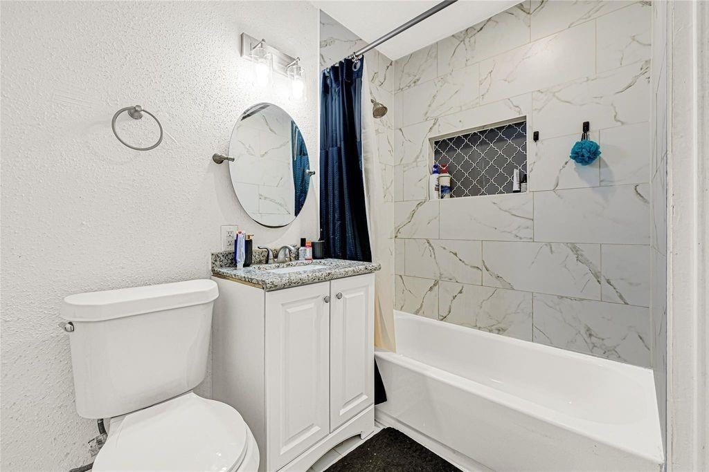 2126 Hillshire Drive - Photo 4