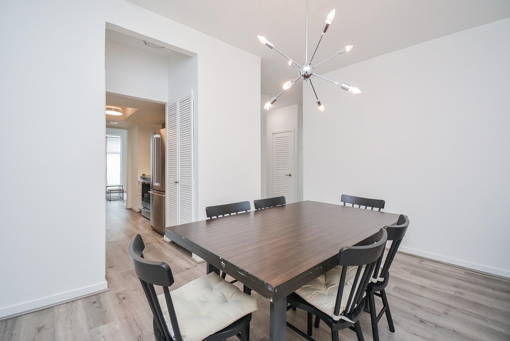 666 N Eldridge Parkway - Photo 8