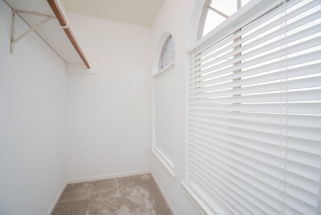 666 N Eldridge Parkway - Photo 24