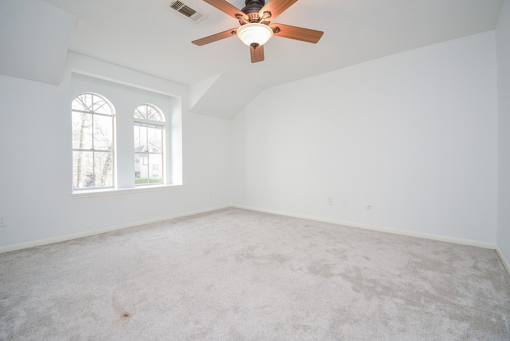 666 N Eldridge Parkway - Photo 20