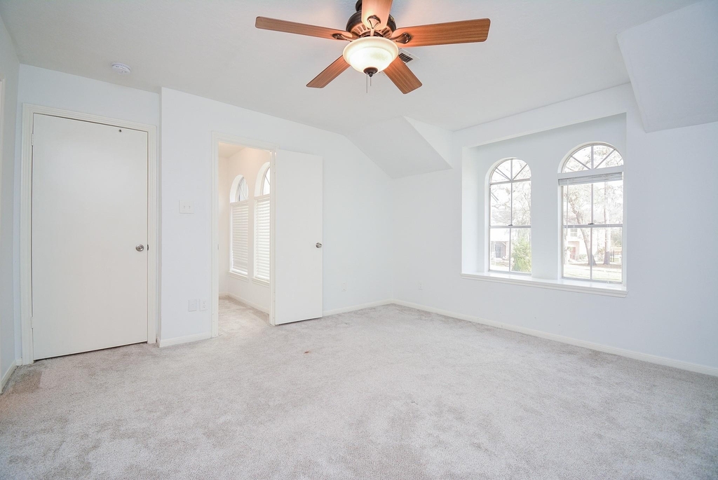 666 N Eldridge Parkway - Photo 21