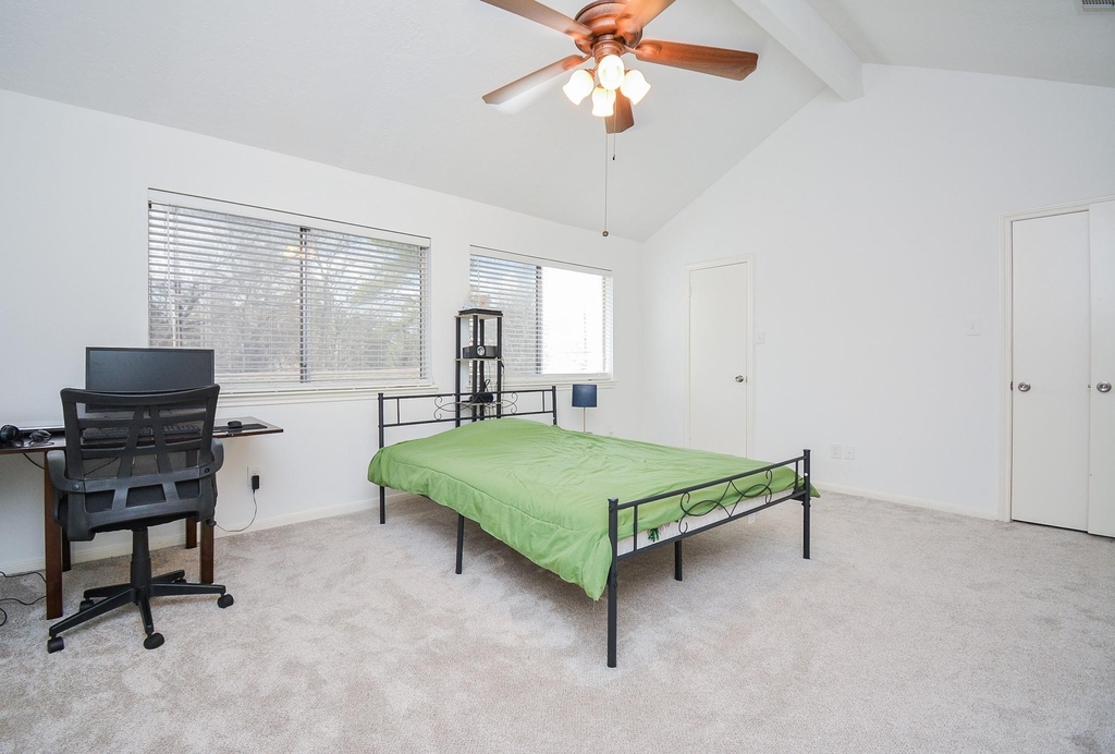 666 N Eldridge Parkway - Photo 16