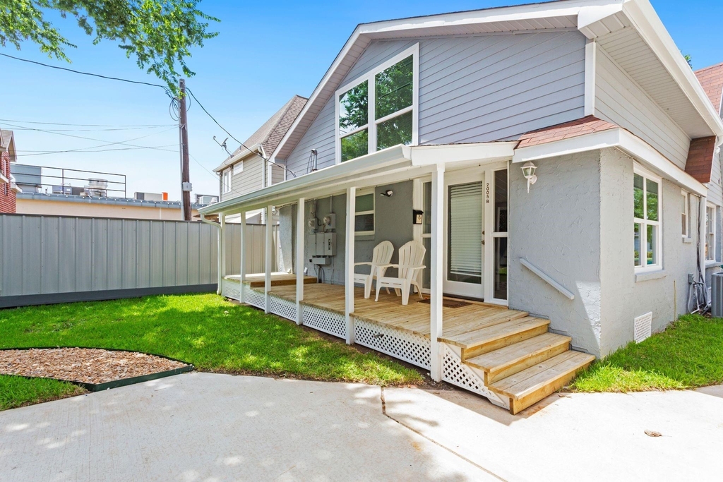 2005 Portsmouth Street - Photo 1