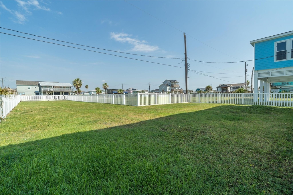 21822 San Luis Pass Road - Photo 24
