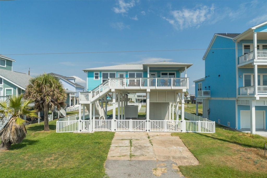 21822 San Luis Pass Road - Photo 0