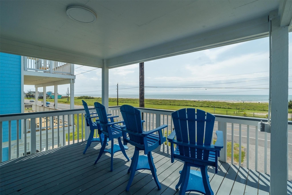 21822 San Luis Pass Road - Photo 2