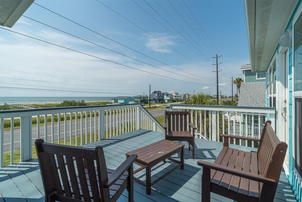 21822 San Luis Pass Road - Photo 1
