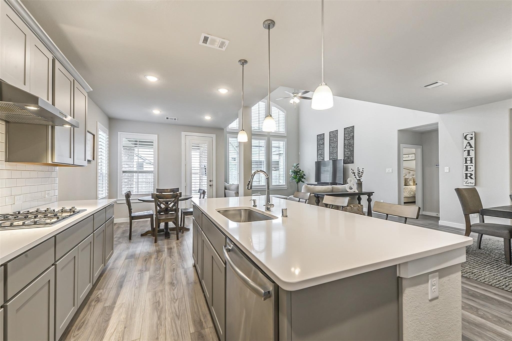 18407 Kilbowie Place - Photo 12