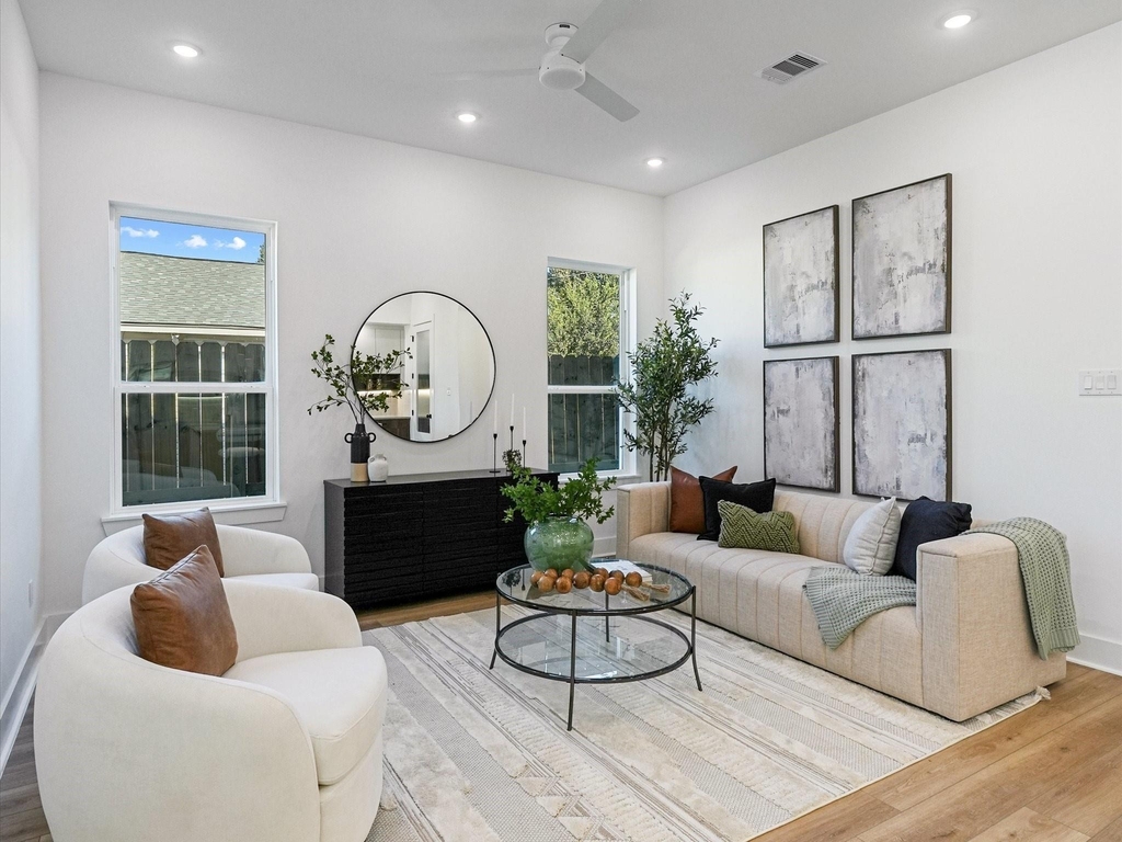 8324 Williamsdell Street - Photo 6