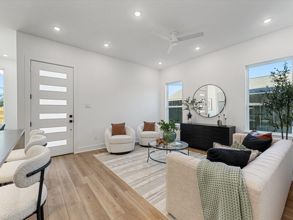 8324 Williamsdell Street - Photo 7
