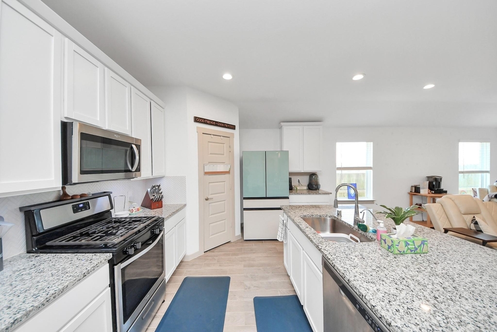13521 Bonita Island Way - Photo 9