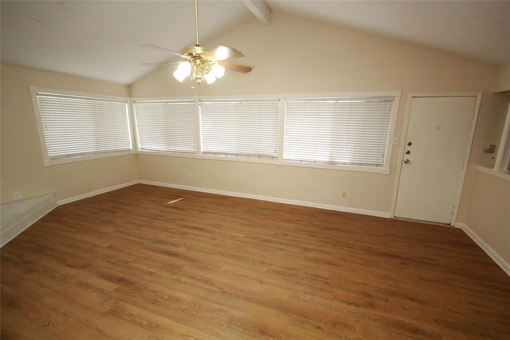 5302 Town Park Boulevard - Photo 15