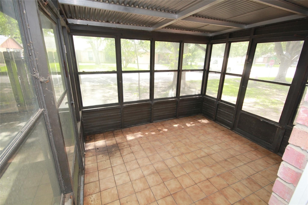 5302 Town Park Boulevard - Photo 18