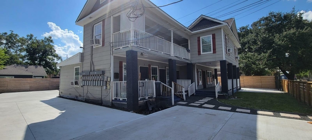 7124 Avenue F - Photo 3