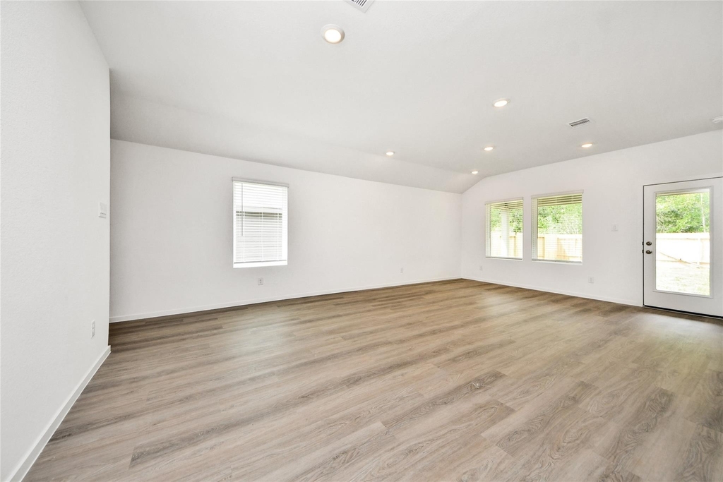 27458 Serene Pine Drive - Photo 6