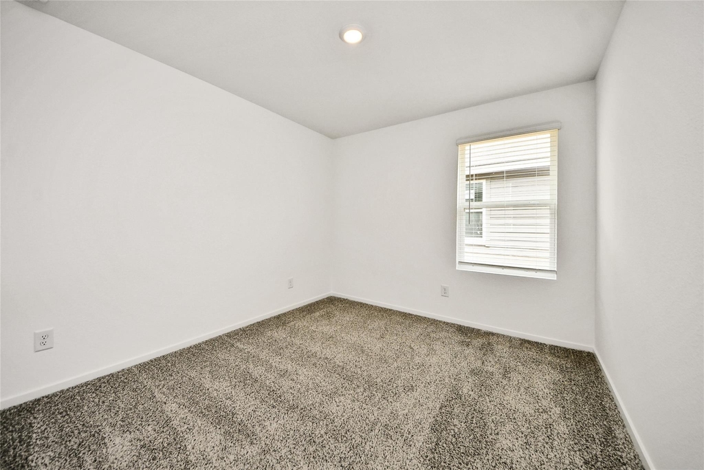 27458 Serene Pine Drive - Photo 23