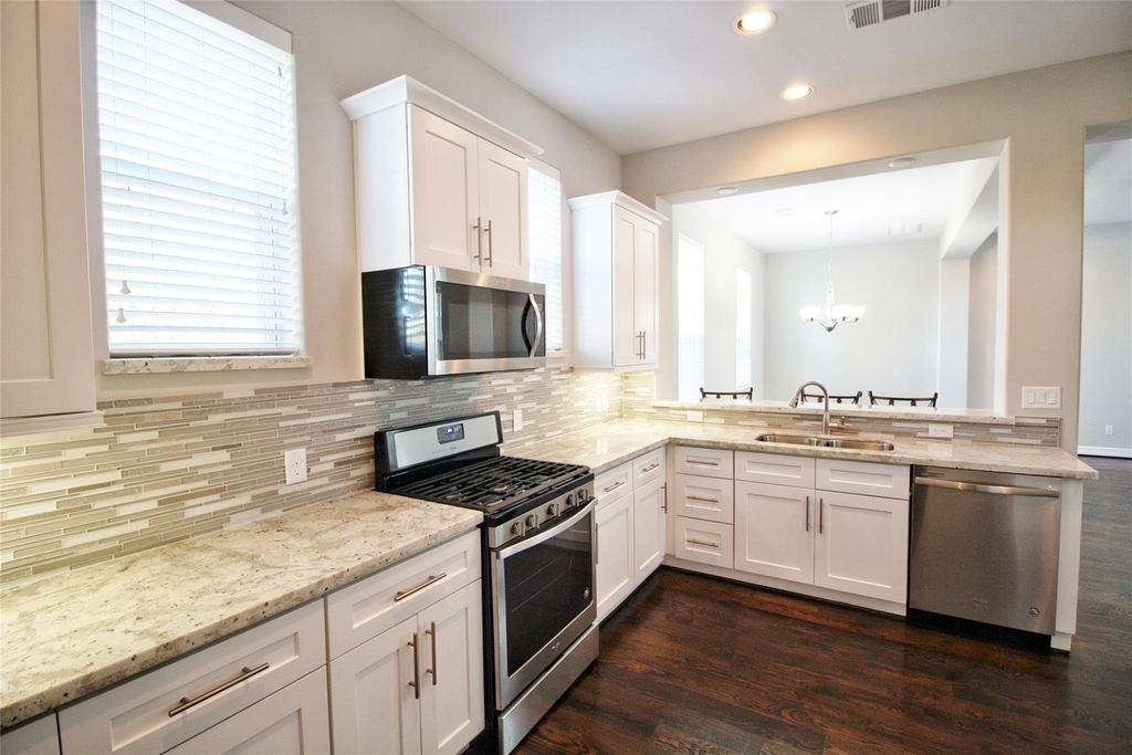 709 Link Road - Photo 2