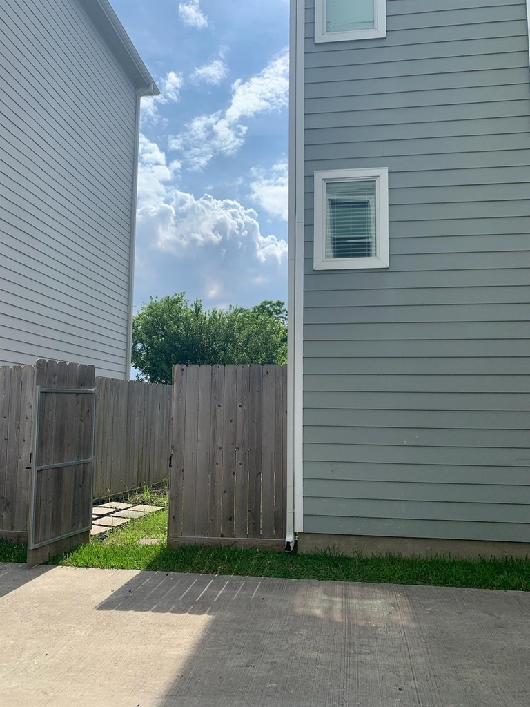 709 Link Road - Photo 9