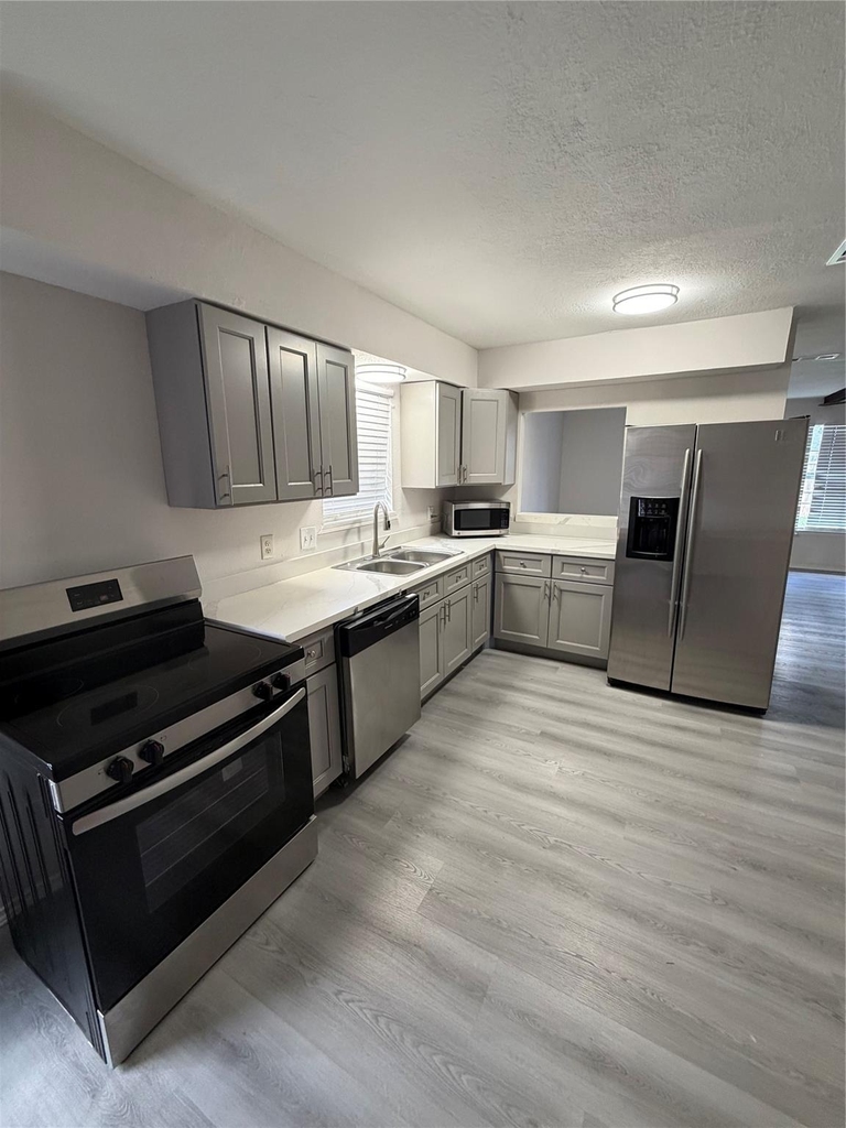6618 Mccullum Road - Photo 2