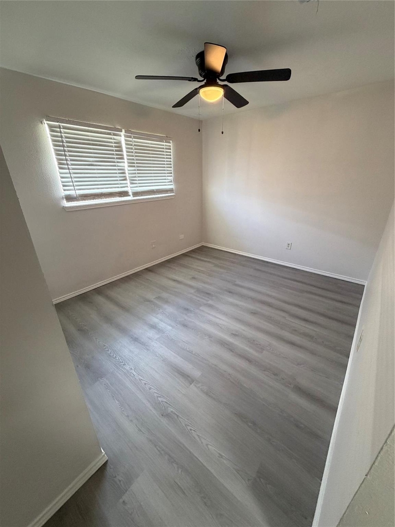 6618 Mccullum Road - Photo 11