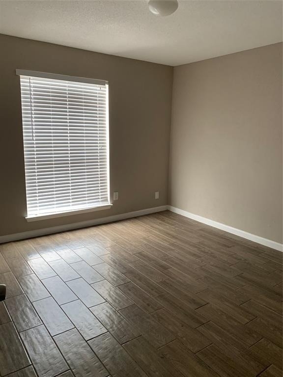 5625 Antoine Drive - Photo 3