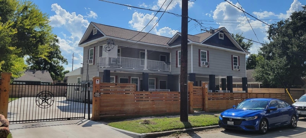 7124 Avenue F - Photo 4