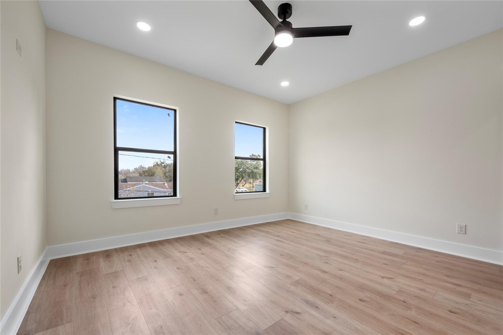 1113 Danube Street - Photo 17