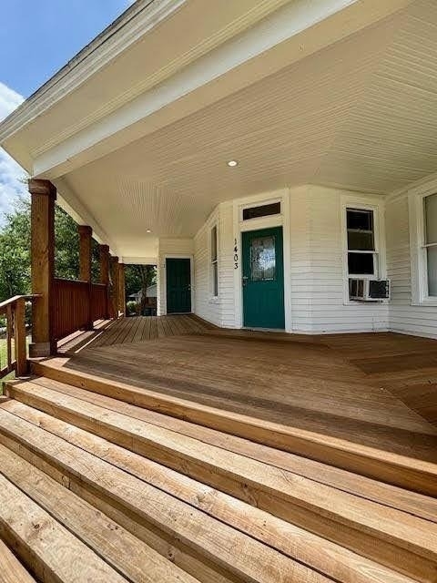 1403 14th Street - Photo 2