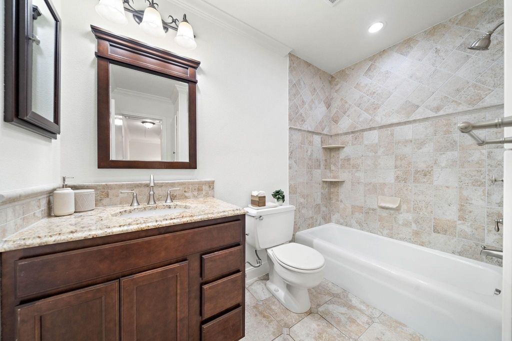 6434 Burgoyne Road - Photo 17