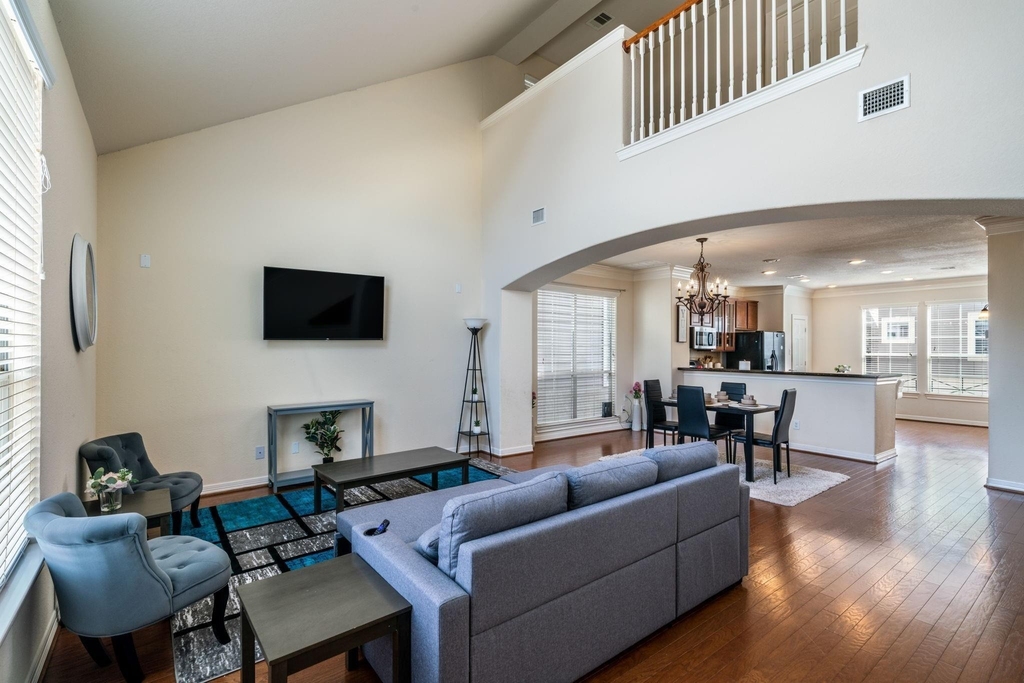3210 Clearview Circle - Photo 1