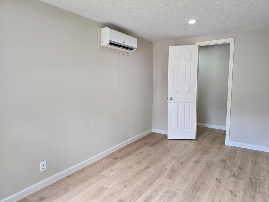 1723 Alta Vista Street - Photo 3