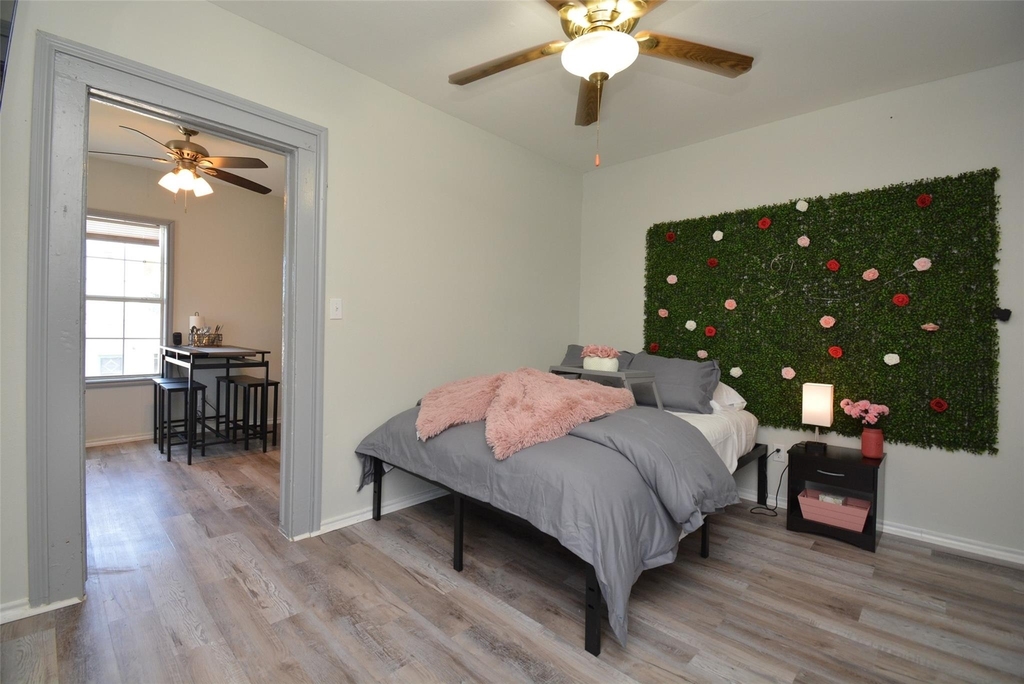 7124 Avenue F - Photo 1