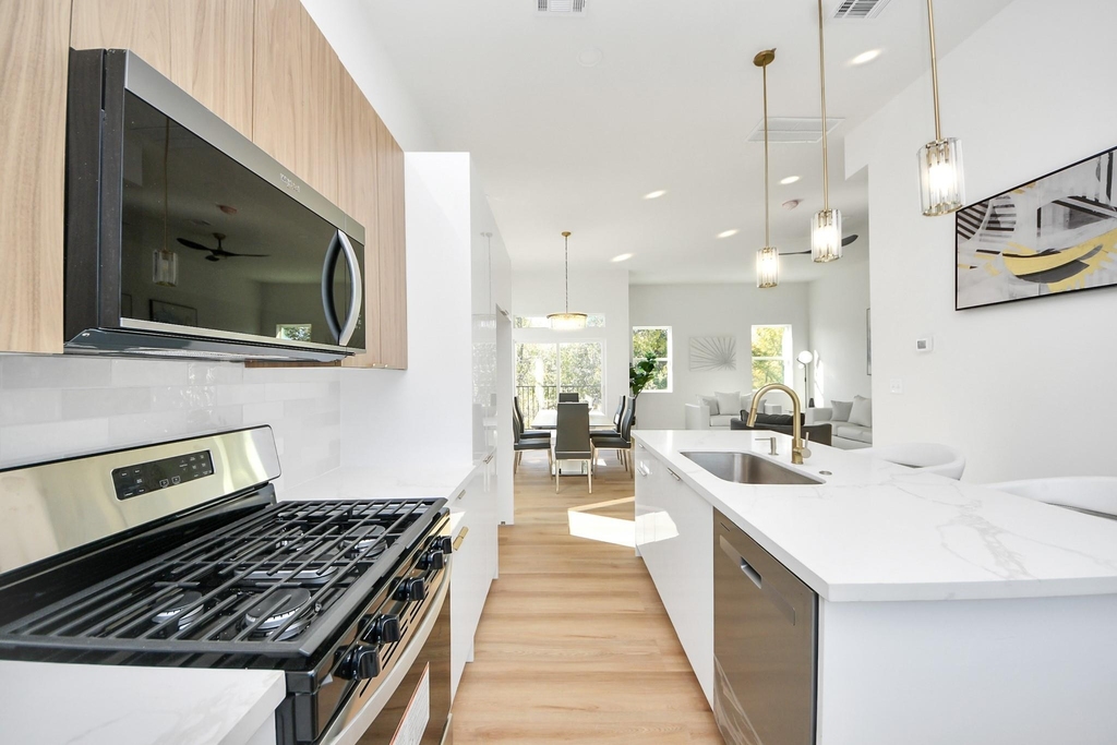 1216 E 34th Street - Photo 19
