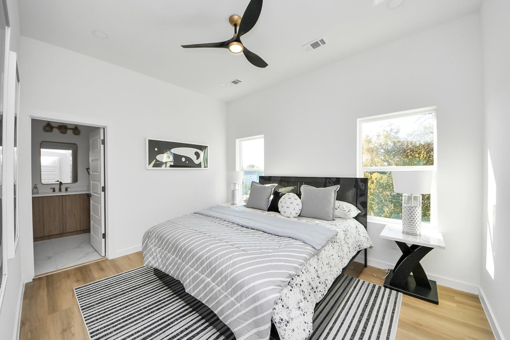 1216 E 34th Street - Photo 24