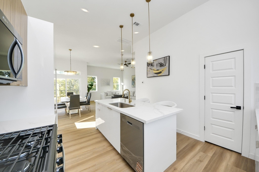 1216 E 34th Street - Photo 20