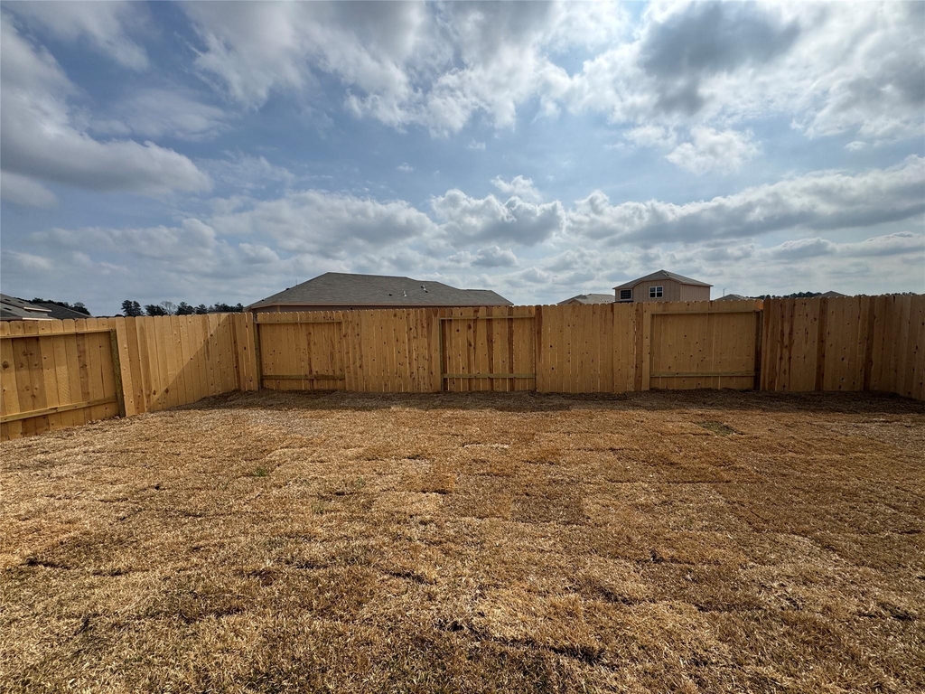 15684 Plum Brook Dr - Photo 8