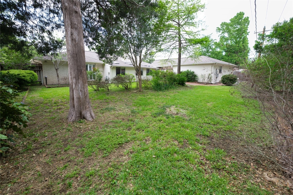 7546 Maple Tree Drive - Photo 46