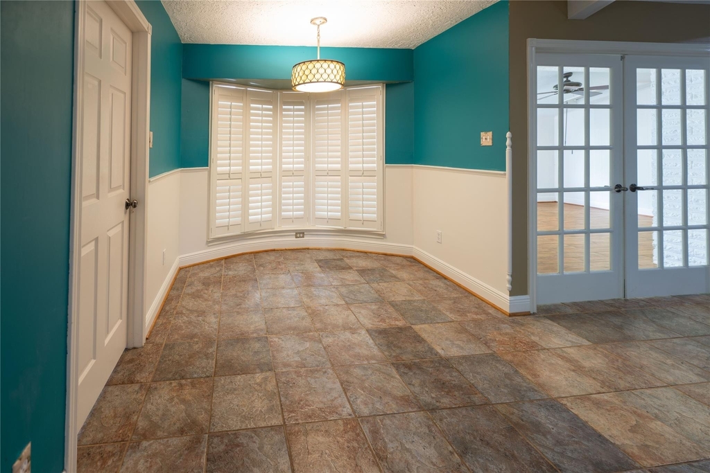 7546 Maple Tree Drive - Photo 11