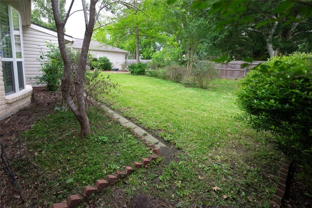 7546 Maple Tree Drive - Photo 47
